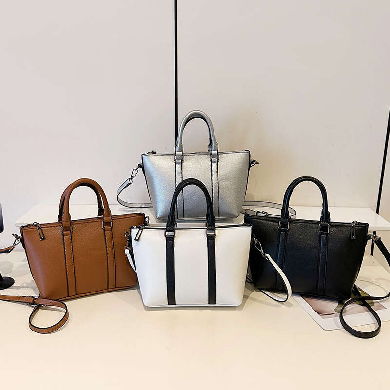 New Simple Casual Fashion Handbag 2025 for Women Textured Trendy Crossbody Shoulder Color-Block Underarm Bag