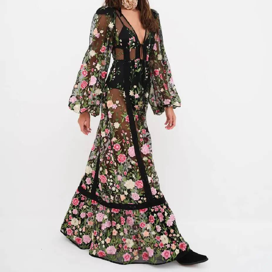 2025 New Women's Sexy Holiday Bikini Covered Beach Flower Embroidered Dress Long Sleeve Dress design Transparent Mesh Designer Dress