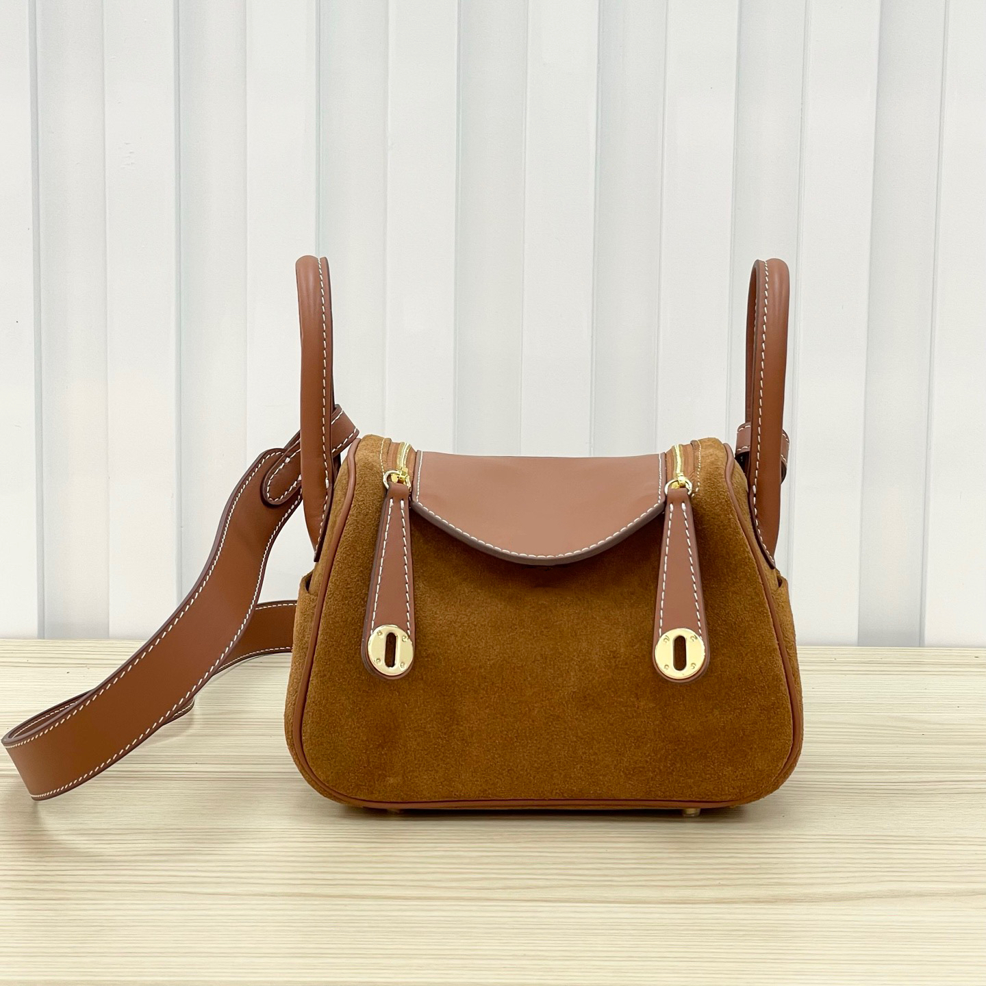 AAA ss251 H***s bag designer bag Luxury Bag 2025 new pillow bag fashion trend one-shoulder crossbody handbag doctor bag