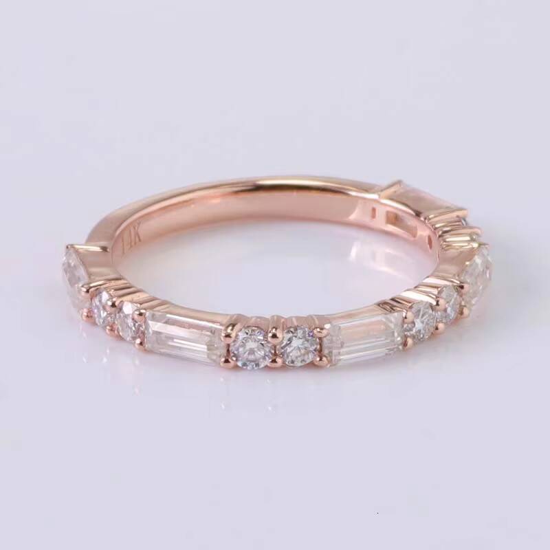 Elegant Style 2x4mm baguette Cut Moissanite Wedding Ring Band in 14k Rose Gold for Daily Wearing