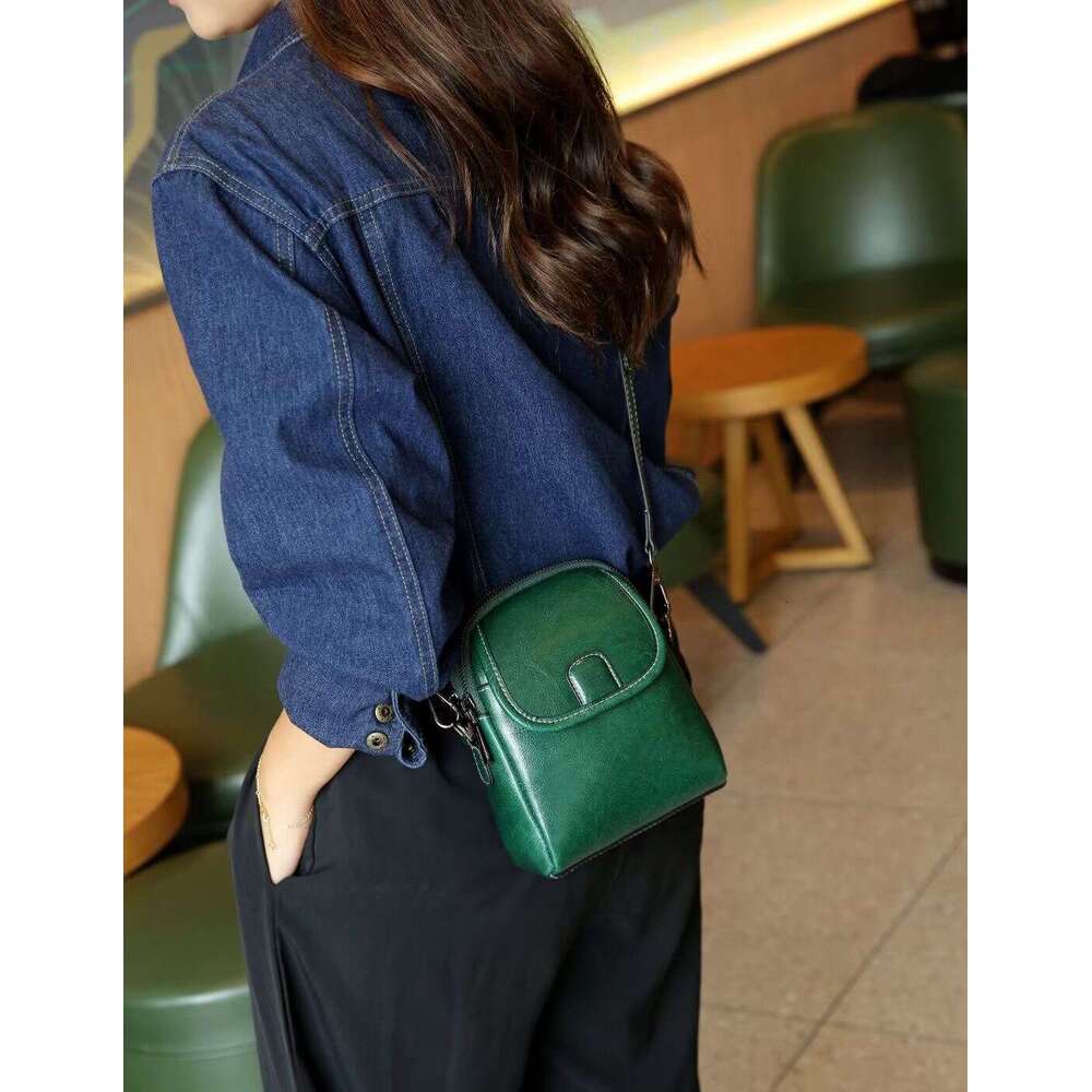 Genuine Leather Women's 2025 New Model Ladies Phone Shoulder Fashion Versatile Mini Crossbody Small Bag