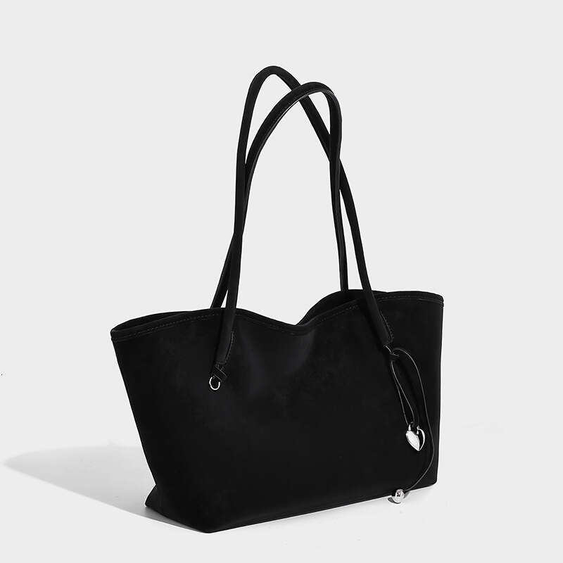 2025 Autumn Winter New Fashion Commuter Large Capacity Handbag for Women, Niche High-end Feel Single Shoulder Underarm Tote Bag