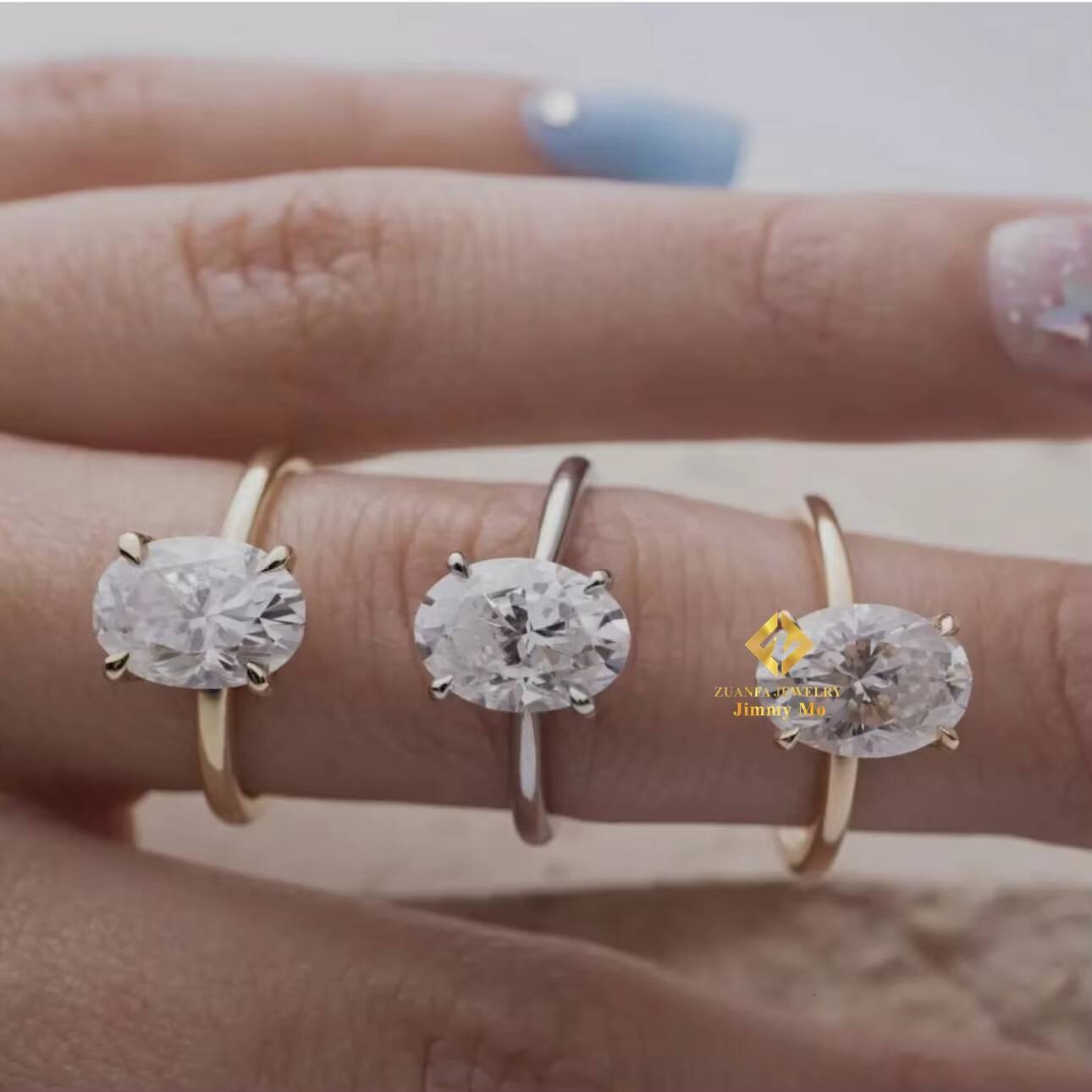 18K Solid Gold Oval Cut 200Ct DVVS1 Moissanite Diamond Engagement Split Shank Diamond Rings