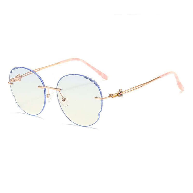 New Anti-Blue Light Trendy Flat Glasses for Women Oval Face Frame Fashion Sunglasses 810 8a8