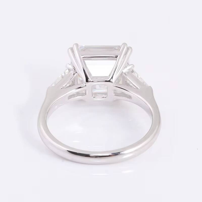 Christmas Present 35Carat Asscher Diamond Center Moissanite Ring in 14K White Gold Color DEF Moissanite Gold Ring