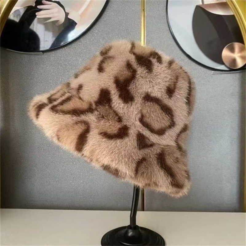Free shipping new classic leopard print fisherman hat womens winter fashion versatile thick fur warm women hat