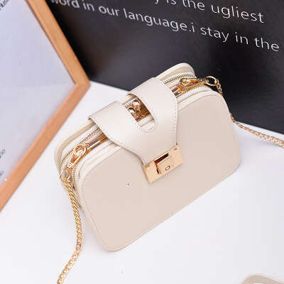 2024 New Women's Korean Style Fashion Single Shoulder Crossbody Phone Chain Small Square Bag