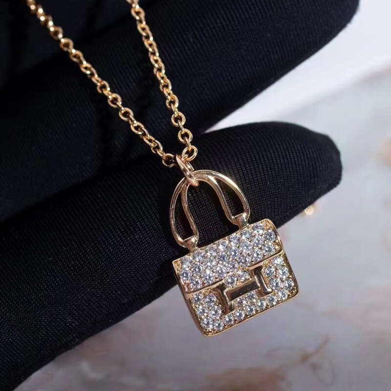 DHpet 2025 New H Letter Bag Necklace for Women Full Dia Rose Gold Clavicle Chain Sier Fashion Personality Earrings Internet Celebrity Hot