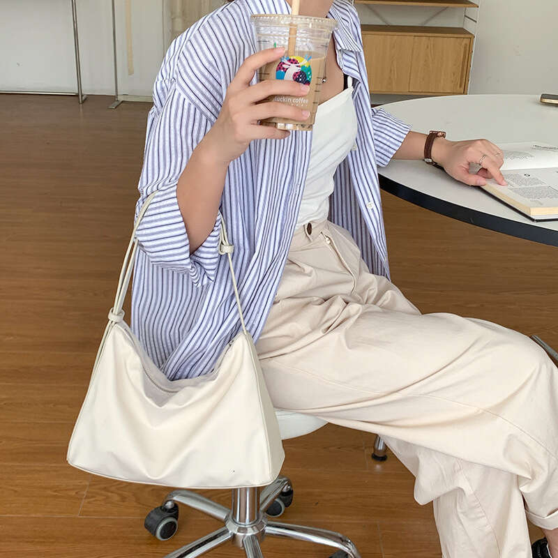 Nylon Large Capacity Underarm Women's Solid Color Versatile 2025 Casual Commuter Shoulder Bag Patchwork Design