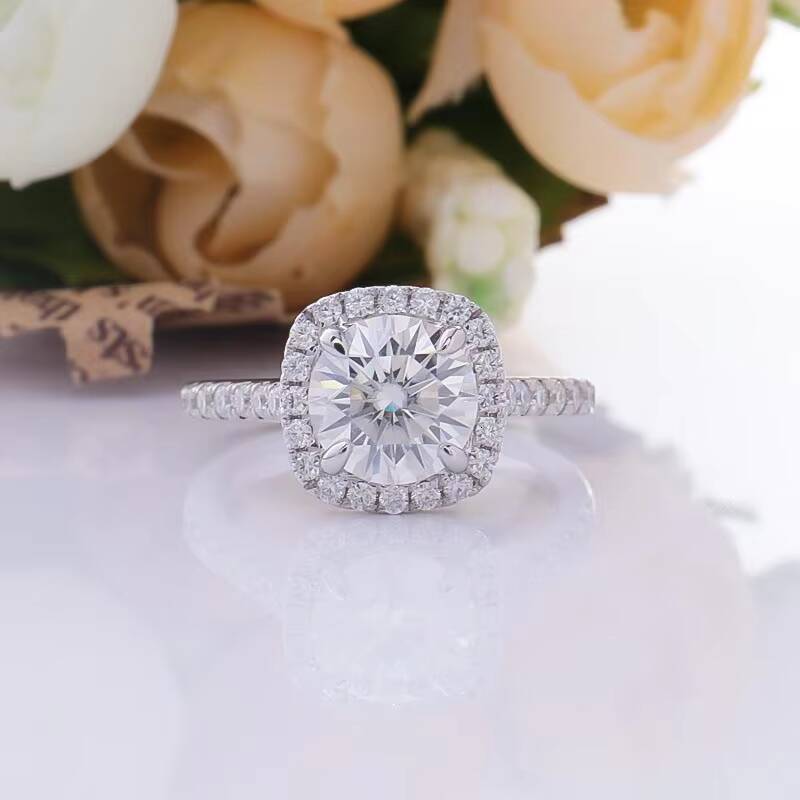 Classic 2ct 7x7mm Round Cut Center Moissanite halo 14k White Gold Ring for Engagement and Wedding