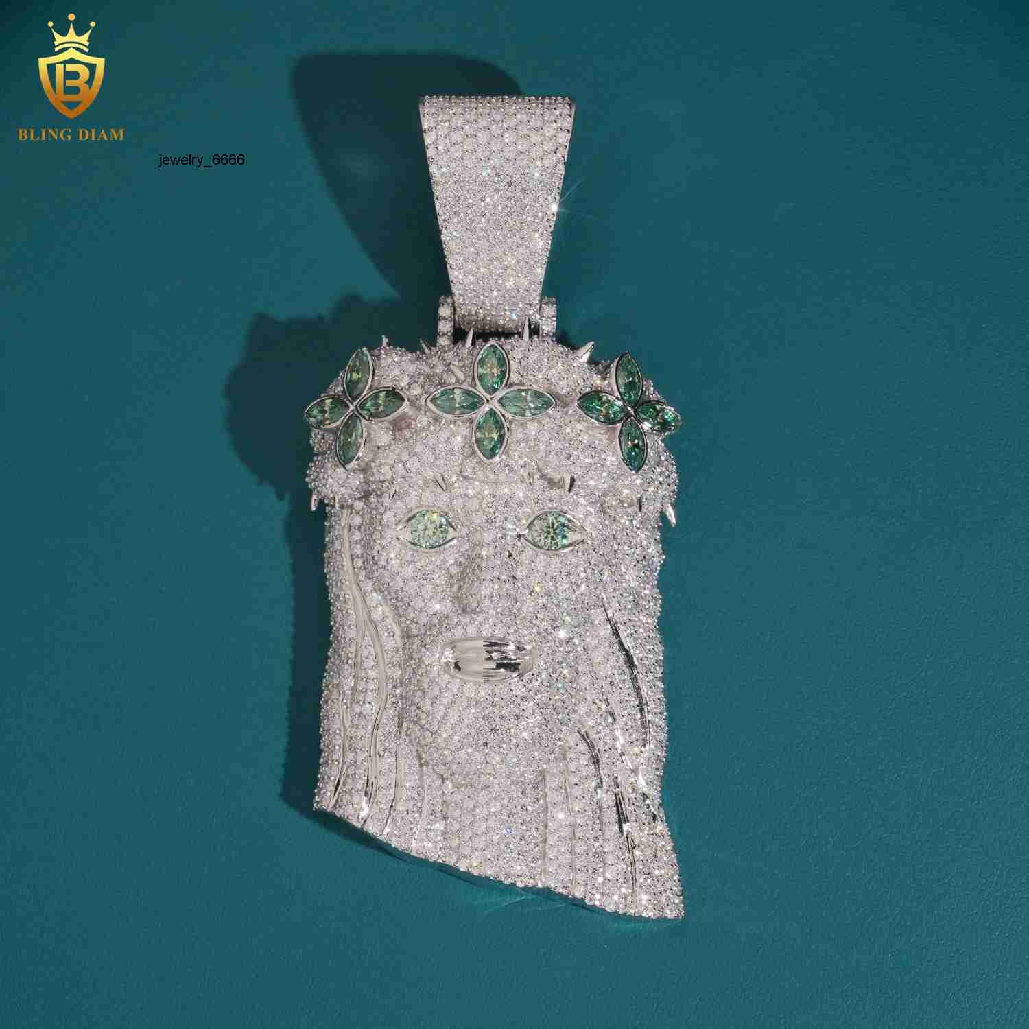 Luxury Jewelry Iced Out Custom Blue Green Moissanite Hip Hop 925 Silver Pendants Moissanite Jesus Pendant Men