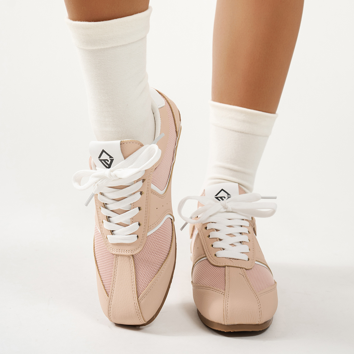 2025 Spring Autumn Metallic GermanTrainer Shoes Flat Ballet Shoes Retro Summer Versatile Soft Bottom Sports and Leisure Board Shoes Fashion Outdoor Ru