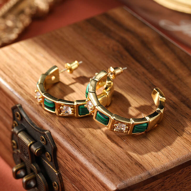 DHpet Fashion Inlaid Malachite C-Shaped Autumn Winter Studs Elegant High-End Niche Light Earrings for Women