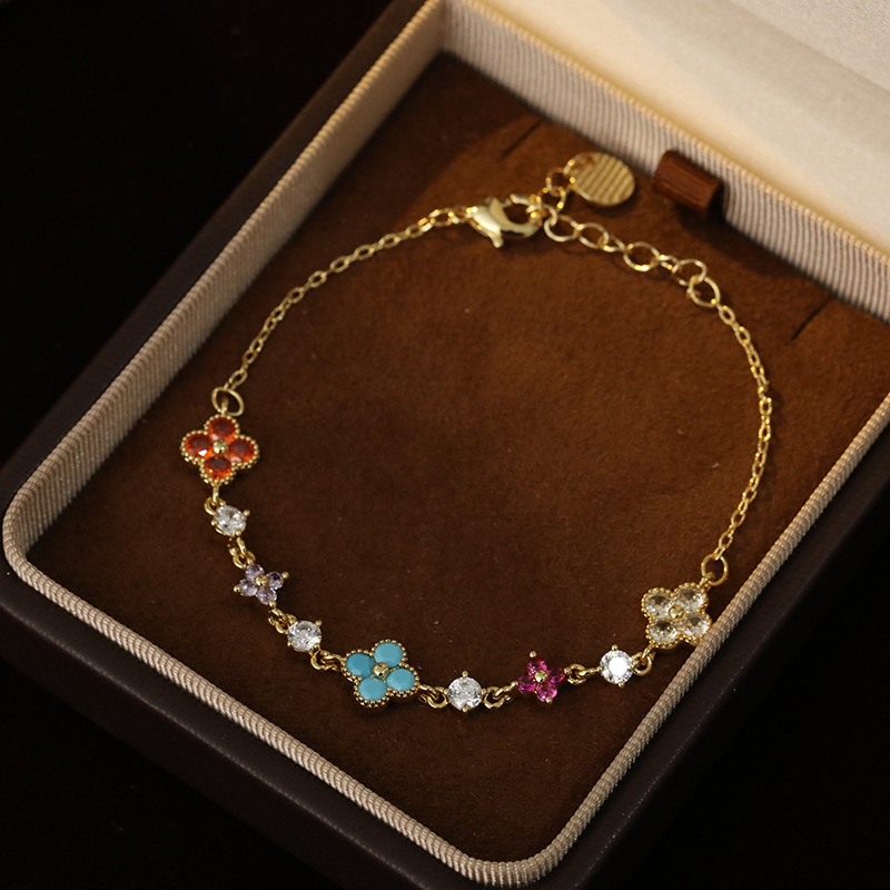 Designer Jewellery High Quality Gold Silver Plated Zircon Colored Diamond Flower Bracelet for Love and Birthday Gifting Textured Sweet Temperament Acc