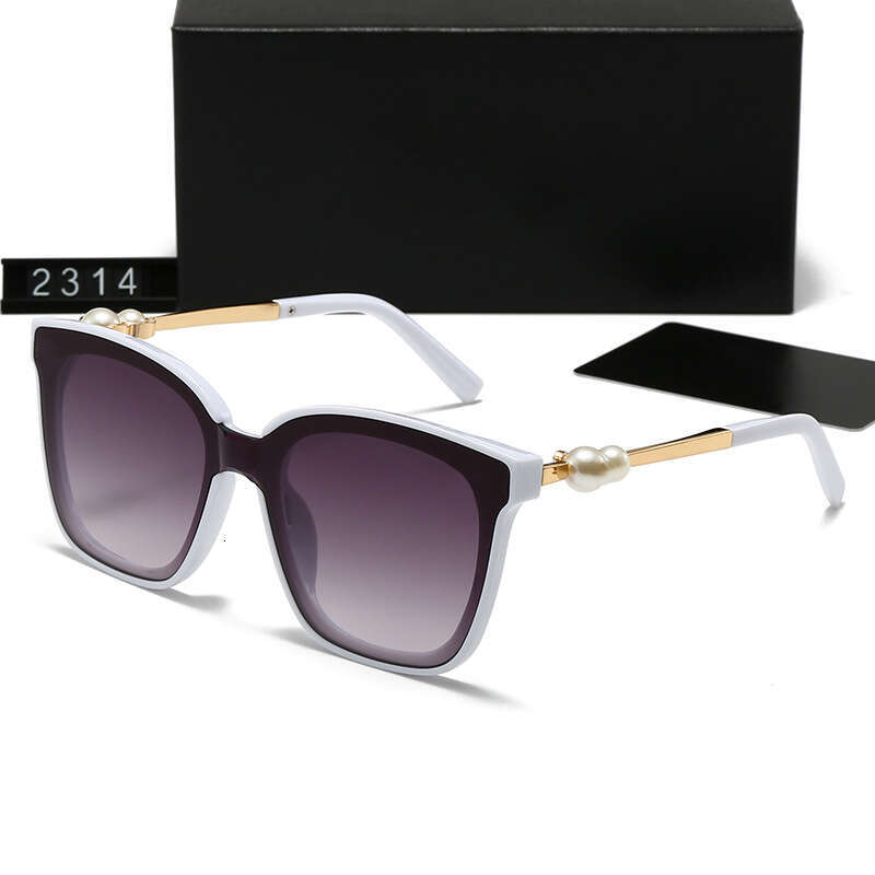 New Fashion with Pearl Accessories, Large Frame Sunglasses for Women, UV Protection, Street Style, Slimming Effect 2314 30c