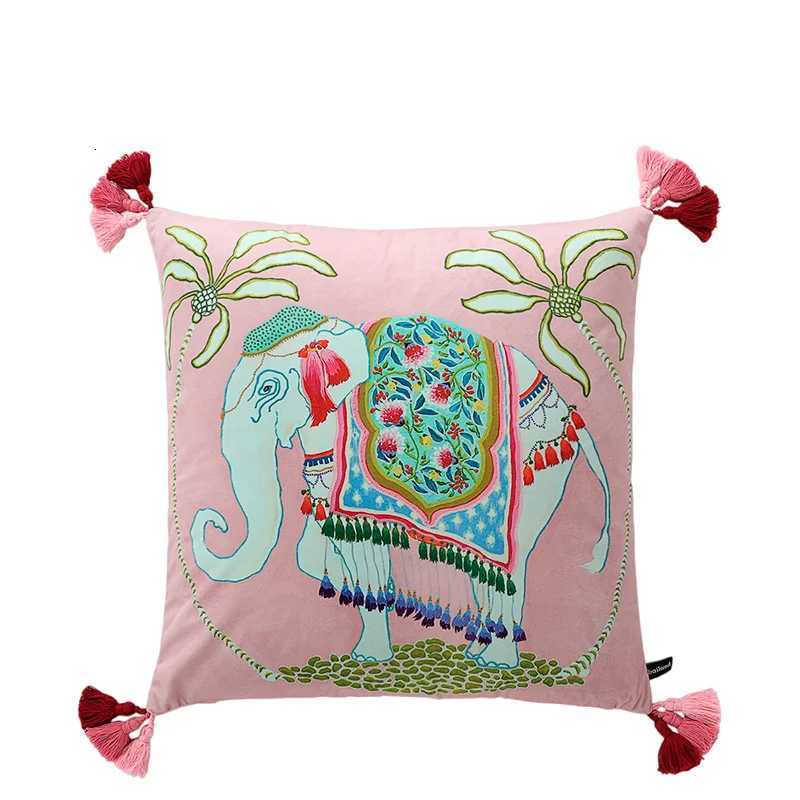 Luxurious Throw Pillow Covers 18 X 18 Inches Decorative Elephant Cushion Case Soft Velvet With Cute Tassel Pink for Home Couch Sofa Bench Y251105