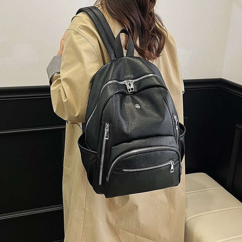 New Lightweight Water-Resistant Versatile Simple Large Capacity Casual Niche Women's Backpack