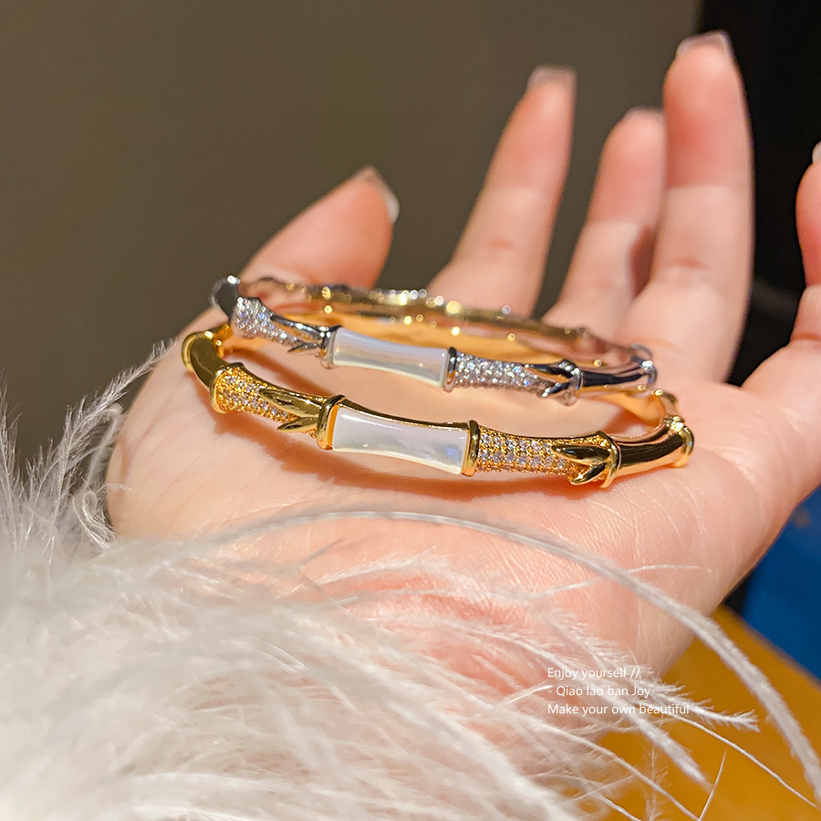 Gold Cuff Bracelet With Mother-of-Pearl & Crystal Detail, Elegant Delicate Style, Perfect For Daily Wear & Gifting, High-Quality Jewelry