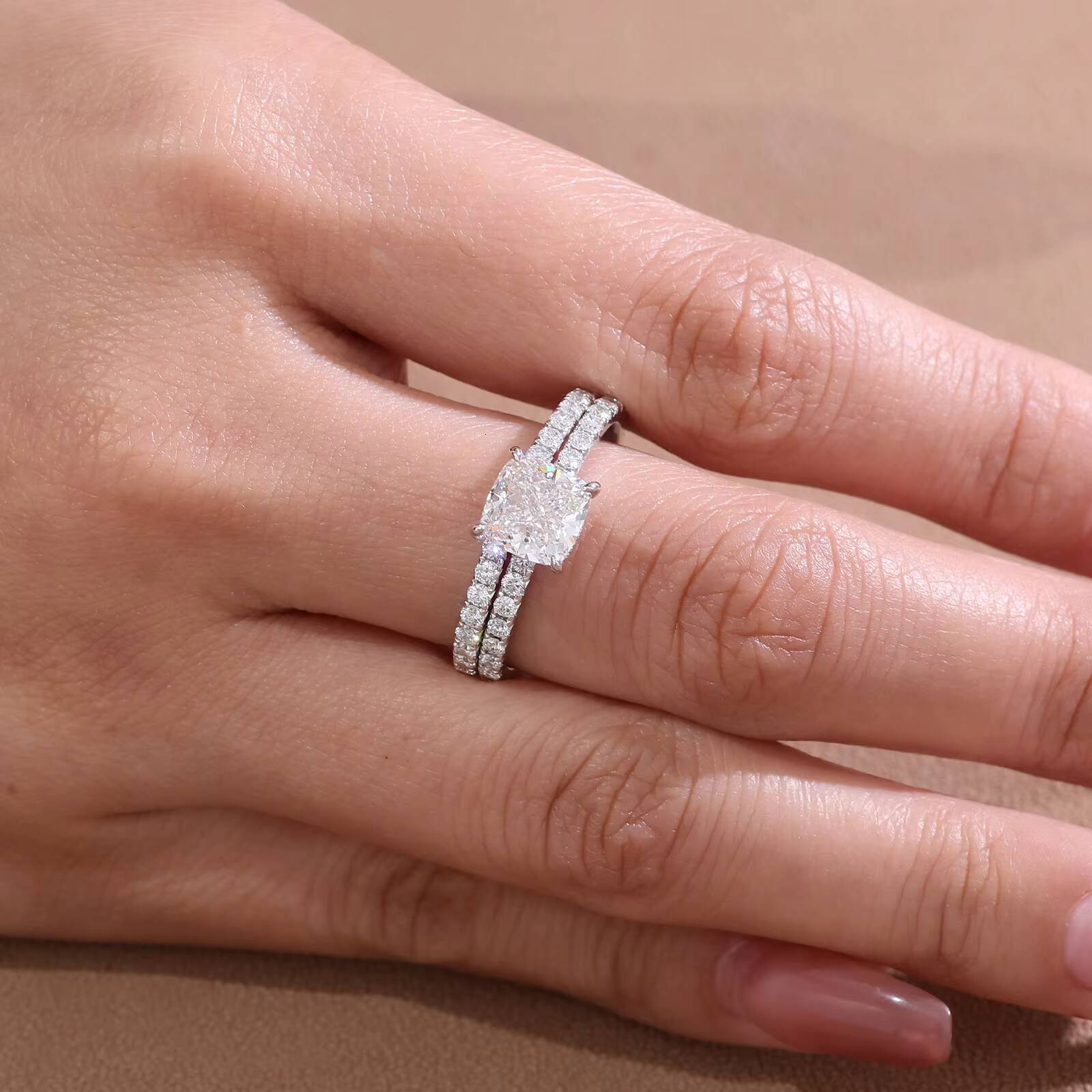 Fine Jewelry Women Custom 14K 18K White Gold Diamond Engagement and Wedding Band Ring 2ct Cushion Cut Lab Diamond Ring