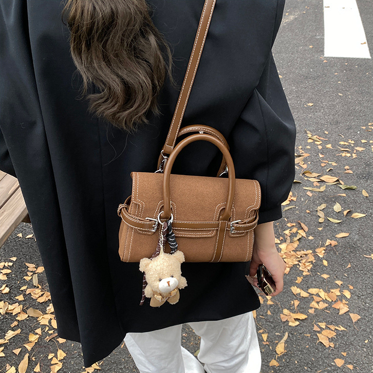 2025 new collection Elegant Niche Handbag Fashionable Single Shoulder Armpit Women's Bag Casual Autumn New Designer Crossbody