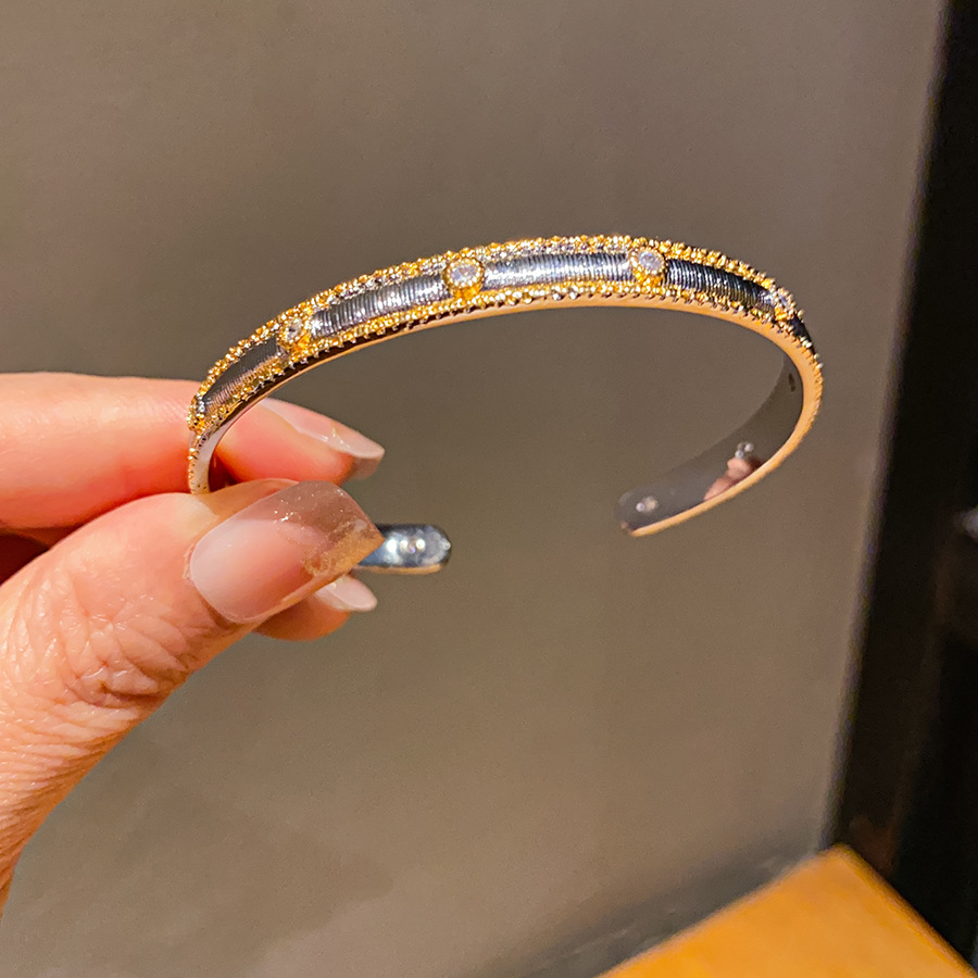 Bracelet Gold Silver Tone Cuff with Crystal Accents Elegant Luxe Style for Daily Wear and Gift High Quality Texture