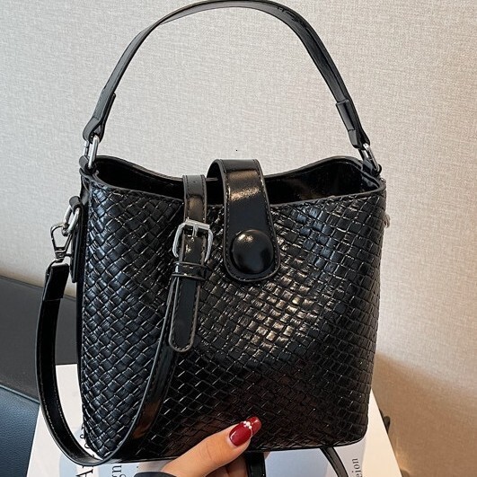 Checkered Bucket Bag Handbag New Casual Commuting Women s Shoulder Bag Autumn New Designer Bag Fashion Women s Crossbody Bag