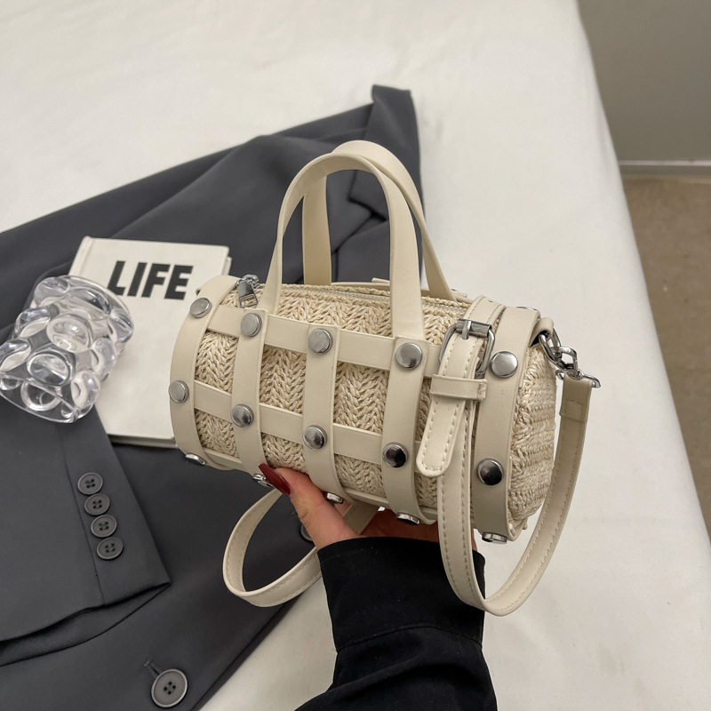 2025 New Fashionable Cool Women's Bag New High end Design Straw Woven Diagonal Tube Bag High end Feeling Shoulder Bag Fashion Crossbody Bag
