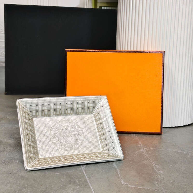 European Style Home Model Room Decoration Bone China Tableware Set Steak Ceramic Western Dish Plate Coffee Cup B2