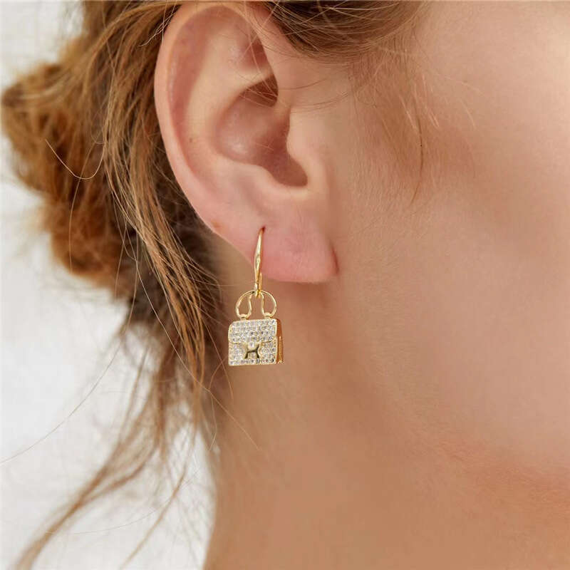 DHpet 2025 New H Letter Bag Necklace for Women Full Dia Rose Gold Clavicle Chain Sier Fashion Personality Earrings Internet Celebrity Hot