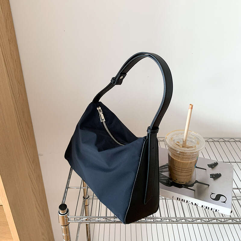 Nylon Large Capacity Underarm Women's Solid Color Versatile 2025 Casual Commuter Shoulder Bag Patchwork Design