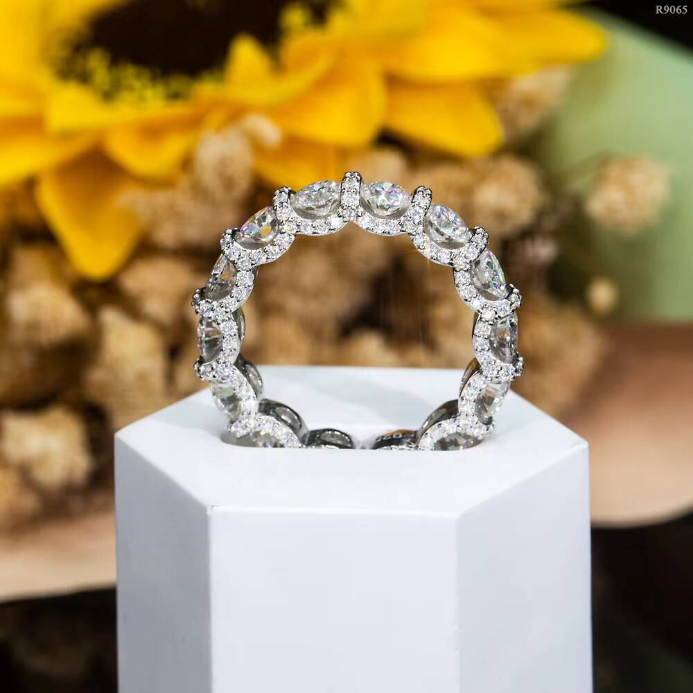 Wholesale Factory Price Bling Iced Out Moissanite Jewelry 925 Silver Diamond Jewelry Hiphop Eternity Moissanite Ring