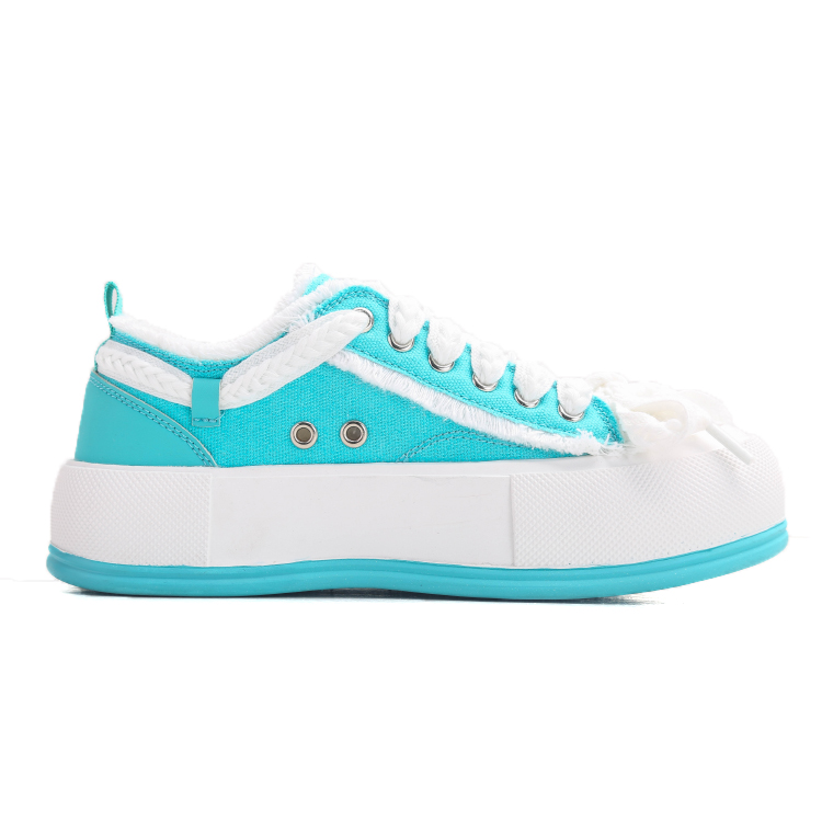 Thick soled casual canvas shoes for women new summer breathable white shoes comfortable and versatile sports niche board shoes designer shoes
