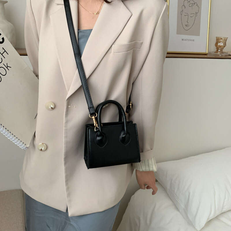 High-End Small for Women 2025 New Melad Mini Handbag Simple and Stylish Single Shoulder Crossbody Bag