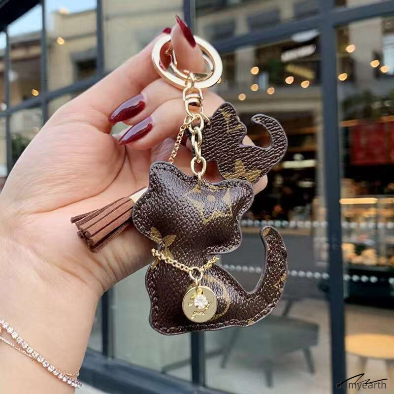 ddmyearth Personalized Cat Keychain Ring - Custom Car Bag Pendant for Women and Unisex Couples Z260130