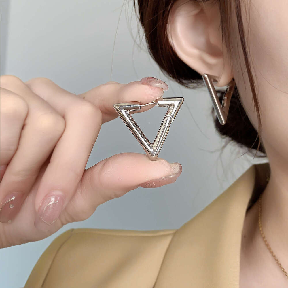 DH collections INS Style Triangle Geometric Earrings Brass Gold Plated High-end Niche Ear Clip Design