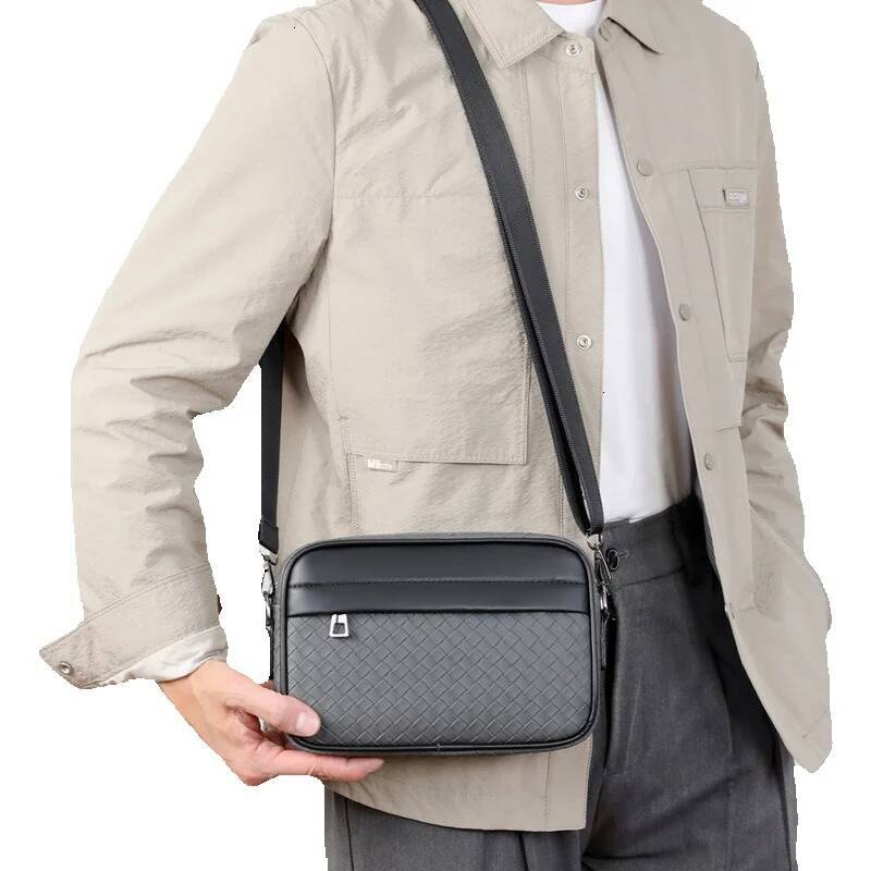 Designer Bag New Men's Clutch Fashion Business Shoulder Luxury Bag Bag Large Capacity Casual Commuter Crossbody Bag Cross-border Hot Sale Manufac