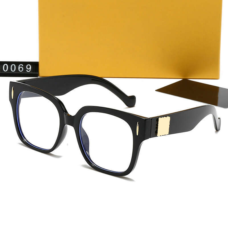 New Luxury Trendy High-End Gold Label Large Frame Square Fashion Outdoor Sun Protection Sunglasses 50069 405