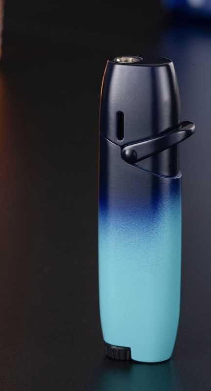 Metal Gradient Inflatable Rocker Lighter Windproof Pink Flame Butane Gas Outdoor Lighter High Beauty Gift for Men and WomenT250301