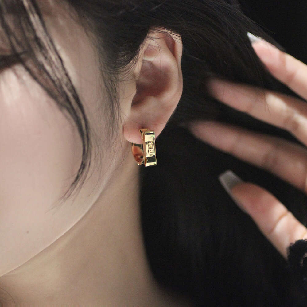 DH collections Summer Women's Fashion OL Style Bow shaped Earrings - view 3