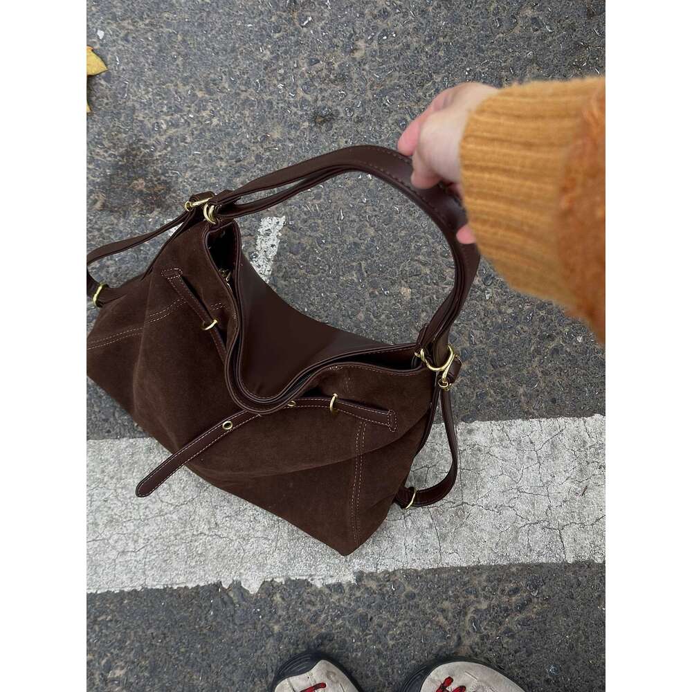 Designer Bag Tote Bag Shoulder Bag 2024 New Autumn And Winter Suede Women Large Capacity Casual Shoulder Crossbody Commuter Tote Bag Backpack