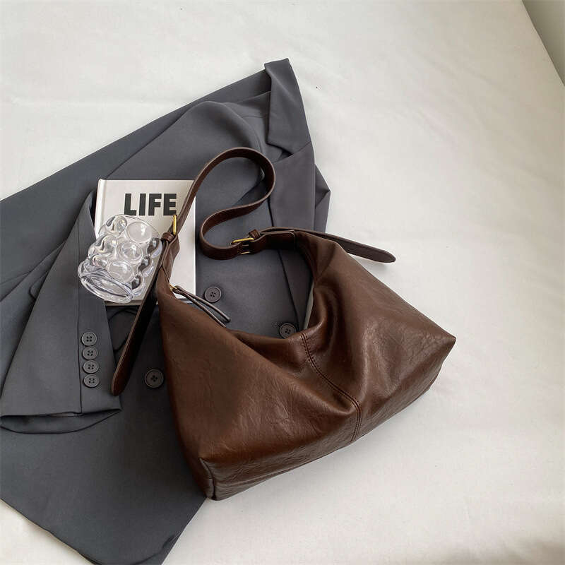 2023 New Commuter for Women, Trendy Fashion Korean Single Shoulder Tote Bag, Versatile Large Capacity Underarm Bag