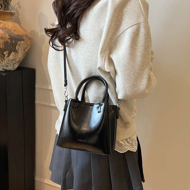 2025 Spring Fashion Crossbody Single Shoulder Niche High-end New Handheld Basket Women's Bucket Bag