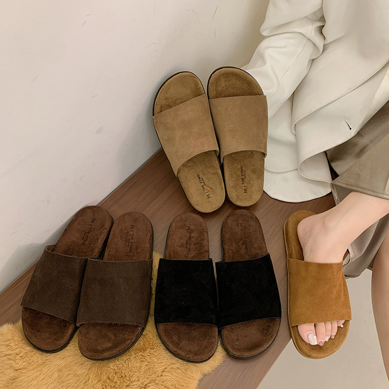 2025 Free Shipping New Designer Thick soled slippers made of genuine soft leather with a flat bottom suitable for men women wearing soft leather on th