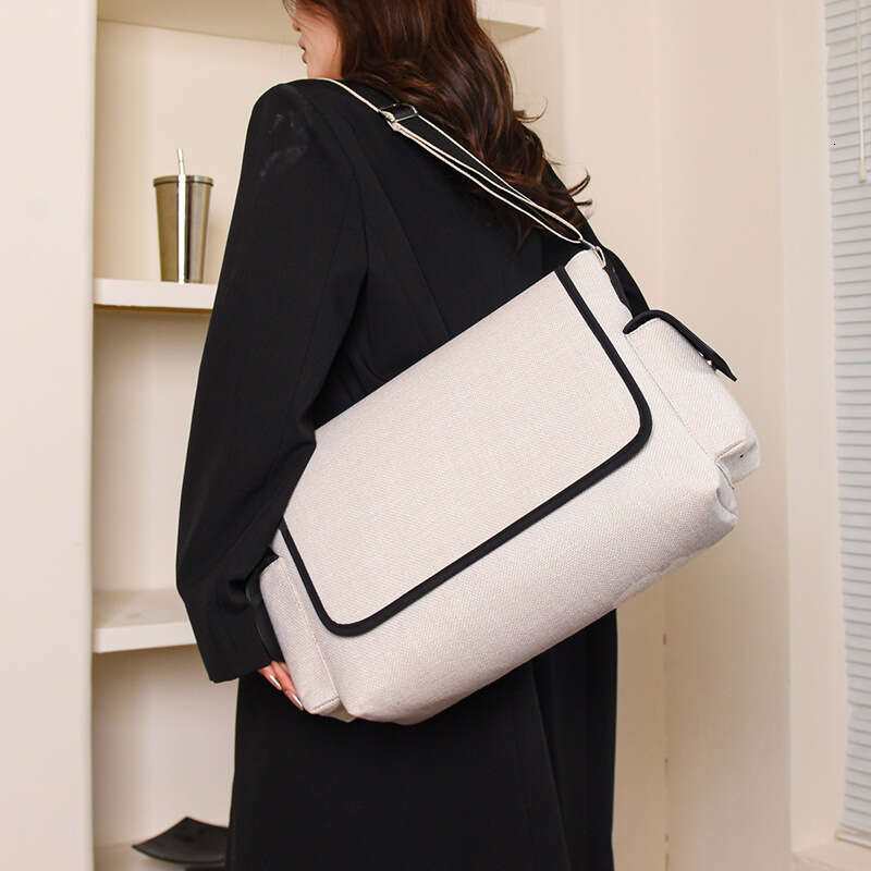 2025 Student Class Female Crossbody Messenger Canvas Shoulder Large Capacity Satchel Bag Trendy