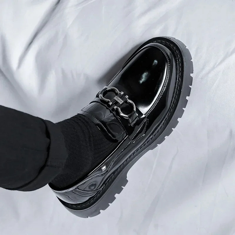 Fashion Dress Shoes Men Black PU Thick Sole Wearresistant Casual Business Loafers European Social Shoes Size 3846 Men Shoes 250906