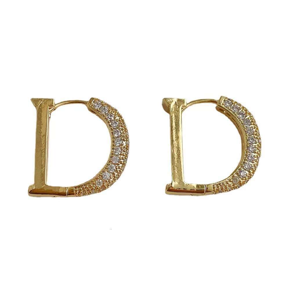 DHpet 2025 New Full Dia Letter D High-end Stud Earrings for Women Unique Design Trendy Sweet Cool H260202