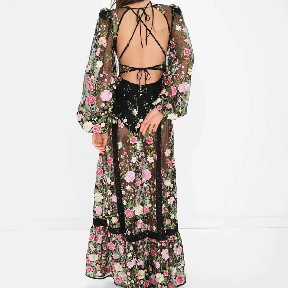 2025 New Women's Sexy Holiday Bikini Covered Beach Flower Embroidered Dress Long Sleeve Dress design Transparent Mesh Designer Dress
