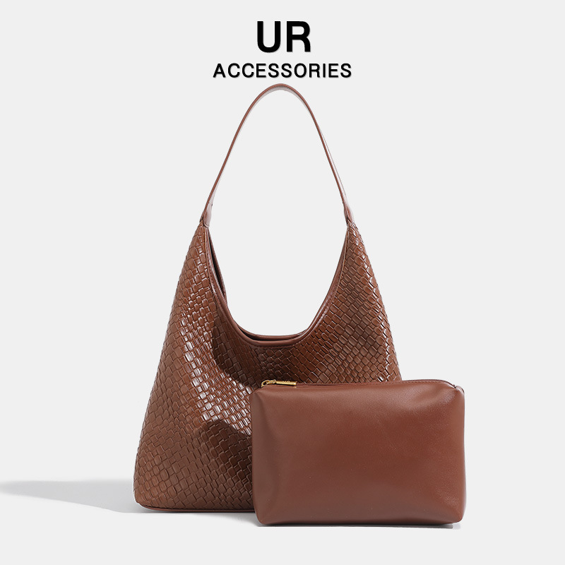UR 2025 New Women's Premium Tote Cross Shoulder Commuter Style Fashion Trend Woven Bag fashion
