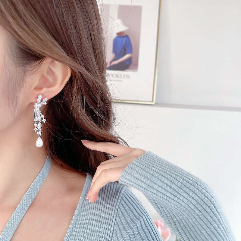 DH collections: 2025 Fall Ultra - Elegant Bridal Earrings with Zircon - inlaid Bow - knot and Pearl Tassels