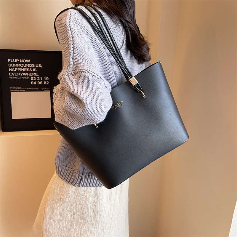 Women's 2025 Summer New High-End Commuter Large Capacity Tote Fashionable Shoulder Versatile Underarm Bag